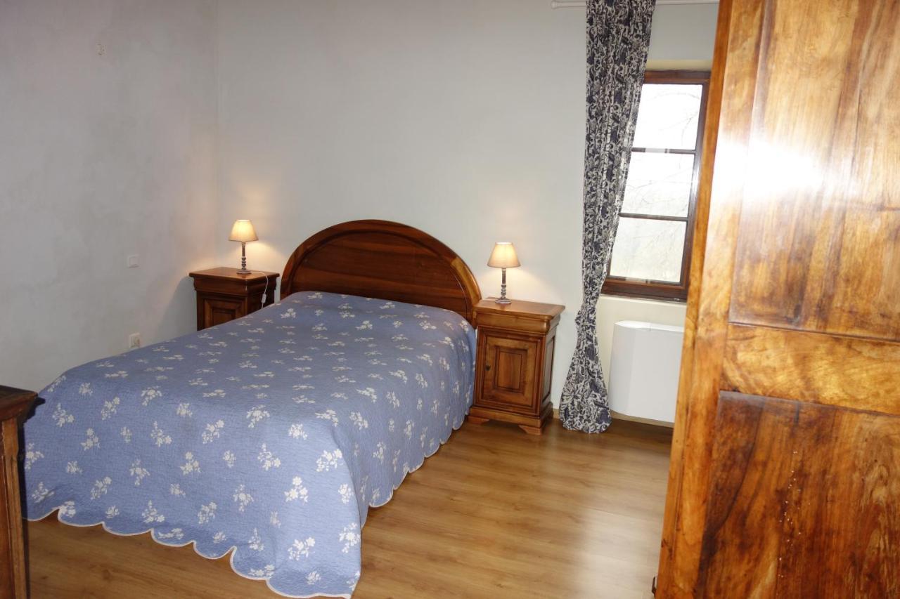 Maison Sur La Colline Cheminee Wifi Proche Thermes Aubin  Exterior foto