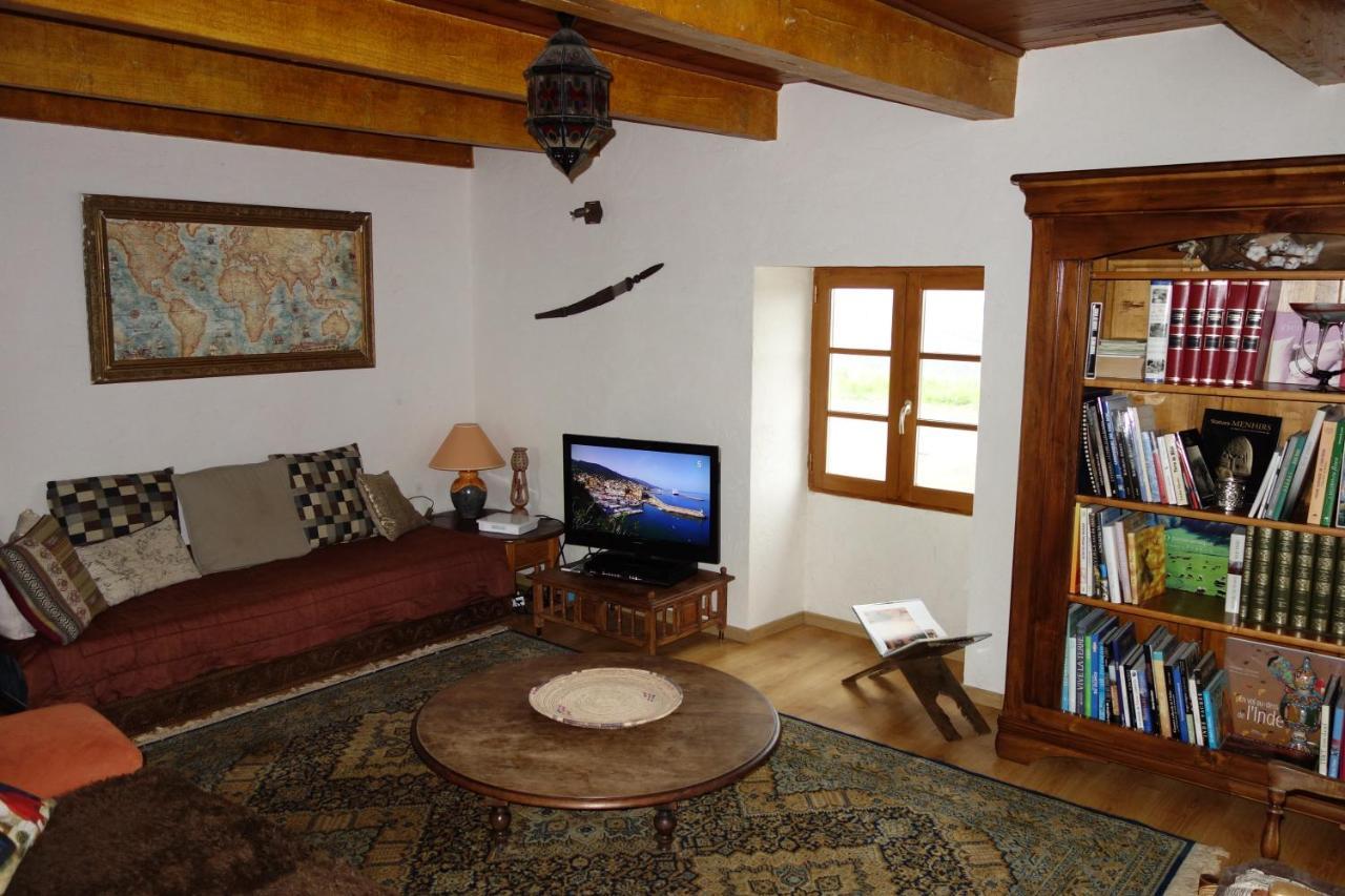 Maison Sur La Colline Cheminee Wifi Proche Thermes Aubin  Exterior foto
